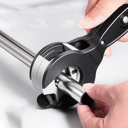 One-Hand Ratchet-Type Pipe Cutter