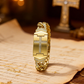 Zomerse uitstraling met sprankelende kristallen kruisversiering, geometrische rechthoekige wijzerplaat, hoogwaardig metalen horloge met armband – perfect voor dagelijkse elegantie en als cadeau