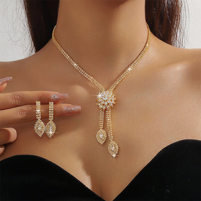 Dames Zirkoon Bloemen Ketting & Oorbellen Set